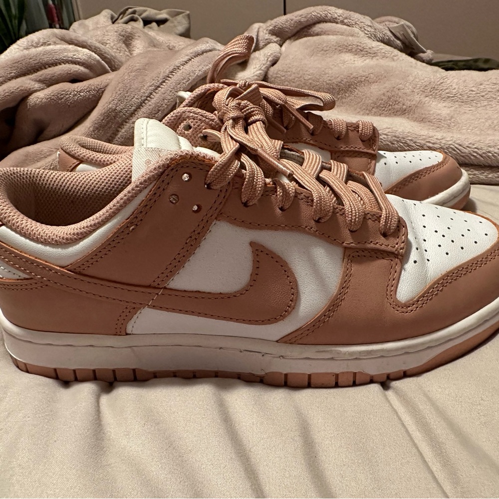 NIKE DUNK LOW WHITE ROSE